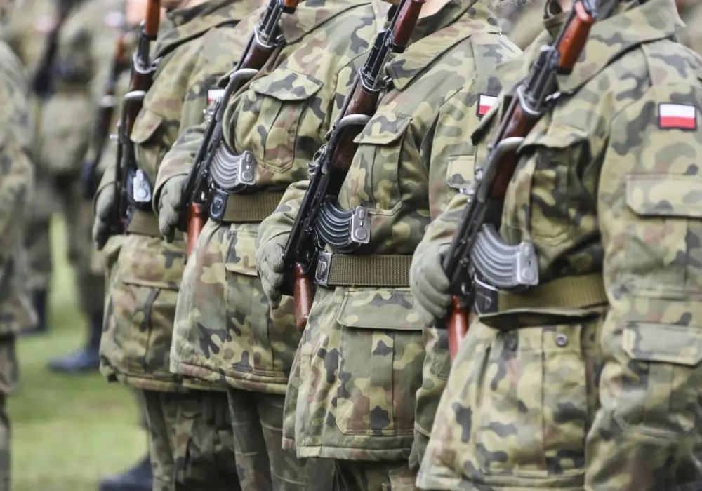 Ile zarabia porucznik? Zaskakujące fakty o wynagrodzeniu w wojsku