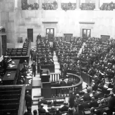 Ile lat ma polski parlament? Zaskakująca historia i jego znaczenie