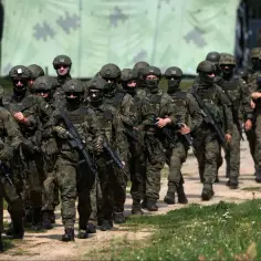 Ile zarabia podporucznik? Zaskakujące fakty o wynagrodzeniu w armii