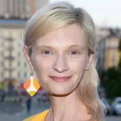 Z kim jest Agata Buzek? Odkryj szczegóły jej związku z Jacekiem Braciakiem